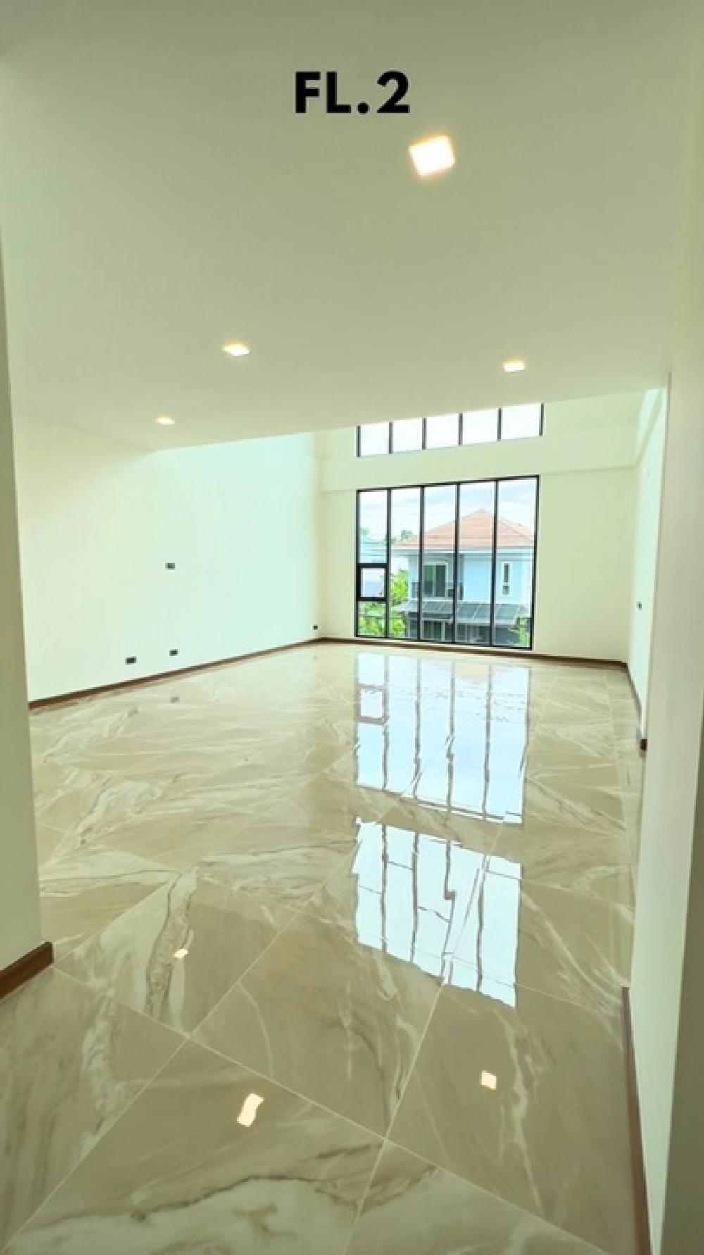 ให้เช่าโฮมออฟฟิศเลียบทางด่วนรามอินทรา : ปล่อยเช่า โฮมออฟฟิศ เอกมัย - รามอินทรา ออฟฟิศ สุดหรู เพดานสูง 6 เมตร รองรับ EV Charger | เหมาะ โฮมออฟฟิศ | ไลฟ์สดขายของ | ขายออนไลน์ | สอนพิลาทิส สอนโยคะ (ที่จอดรถ 3 คัน)