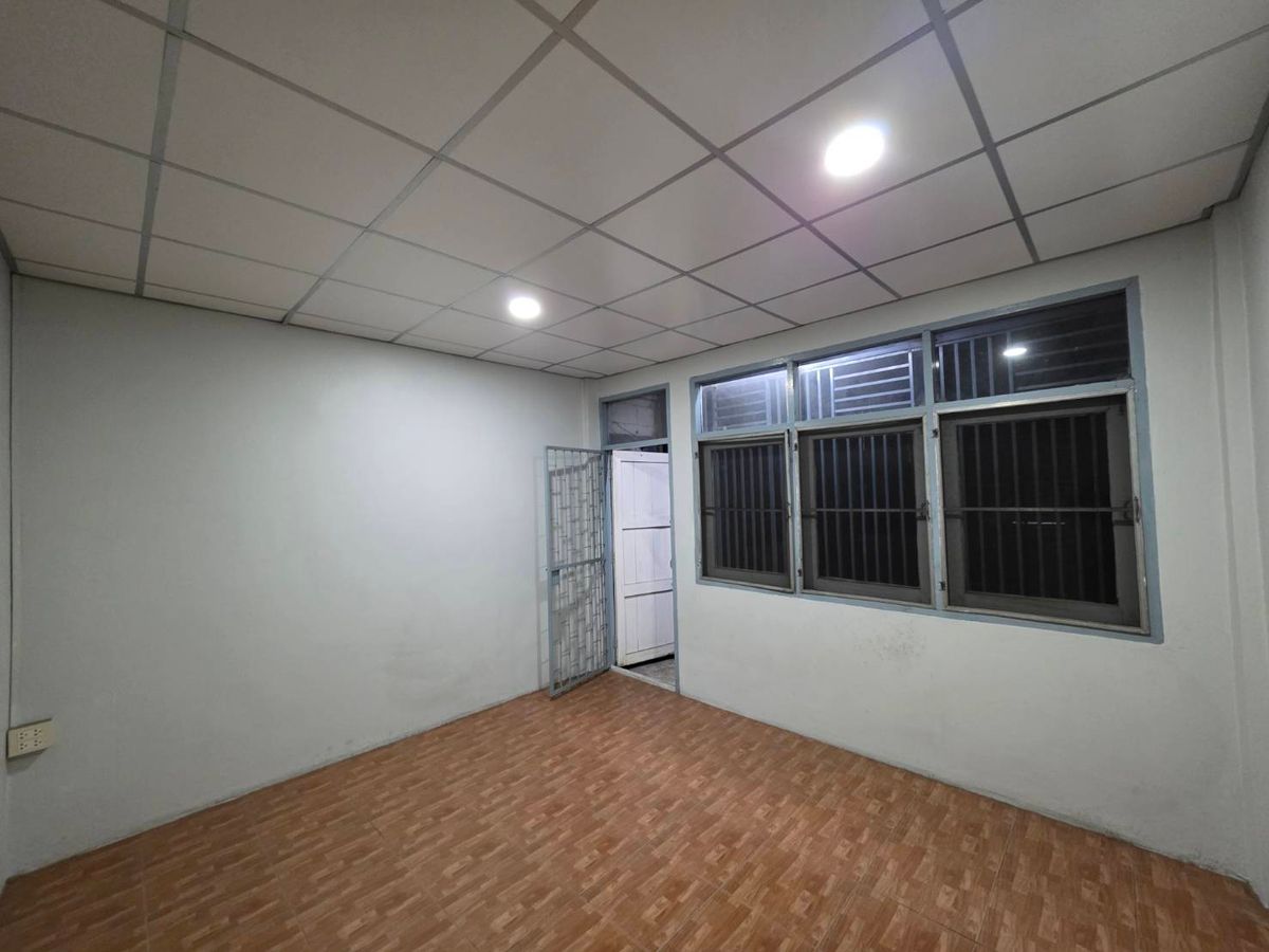 ให้เช่าอาคารพาณิชย์ราษฎร์บูรณะ สุขสวัสดิ์ : ให้เช่าอาคารพาณิชย์ โซนสุขสวัสดิ์ ใกล้ บิ๊กซี สุขสวัสดิ์ เพียง 3 นาที