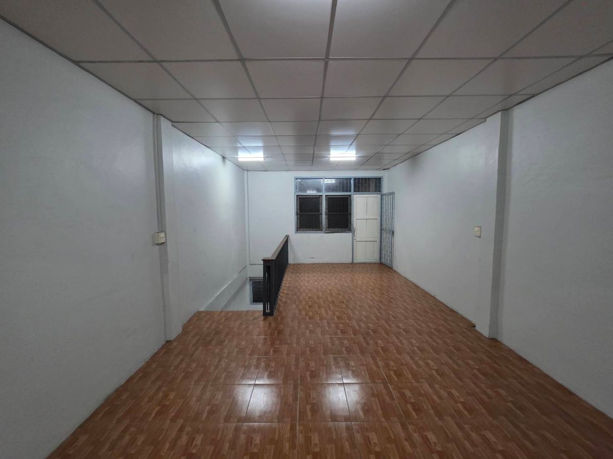 ให้เช่าอาคารพาณิชย์ราษฎร์บูรณะ สุขสวัสดิ์ : ให้เช่าอาคารพาณิชย์ โซนสุขสวัสดิ์ ใกล้ บิ๊กซี สุขสวัสดิ์ เพียง 3 นาที