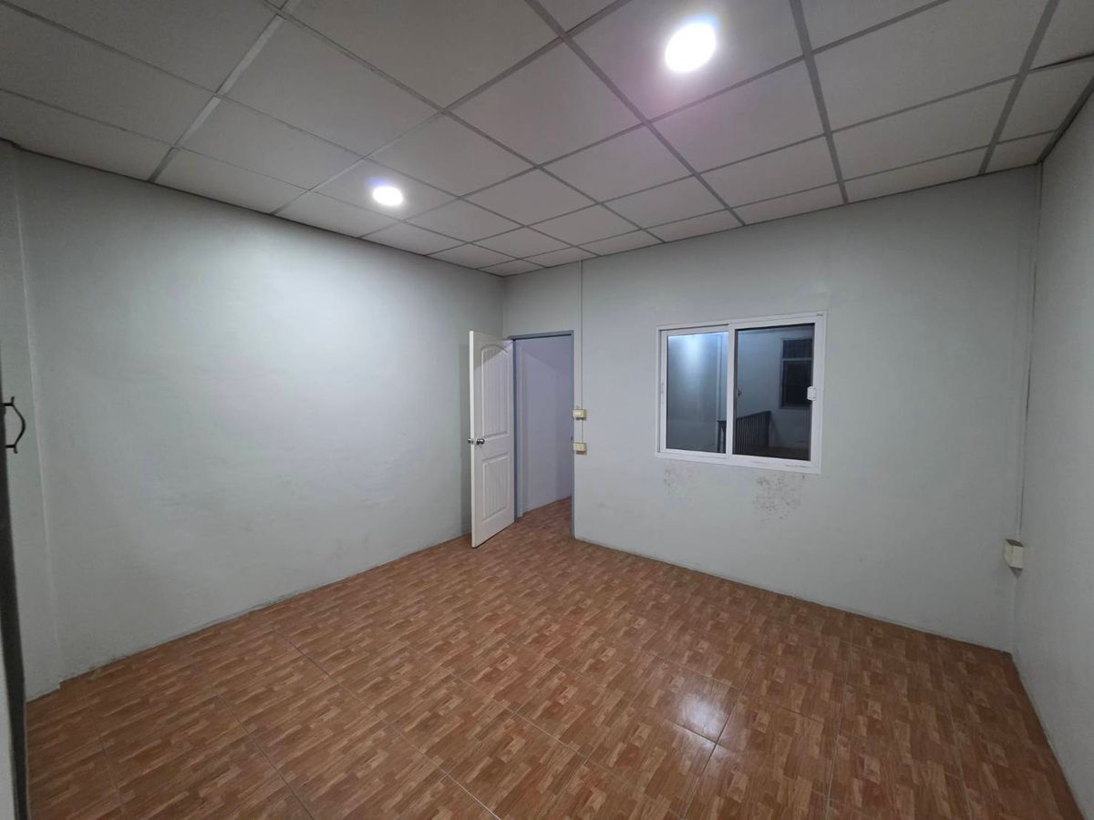 ให้เช่าอาคารพาณิชย์ราษฎร์บูรณะ สุขสวัสดิ์ : ให้เช่าอาคารพาณิชย์ โซนสุขสวัสดิ์ ใกล้ บิ๊กซี สุขสวัสดิ์ เพียง 3 นาที