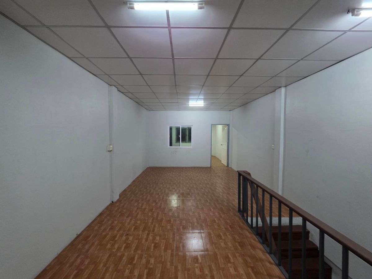 ให้เช่าอาคารพาณิชย์ราษฎร์บูรณะ สุขสวัสดิ์ : ให้เช่าอาคารพาณิชย์ โซนสุขสวัสดิ์ ใกล้ บิ๊กซี สุขสวัสดิ์ เพียง 3 นาที