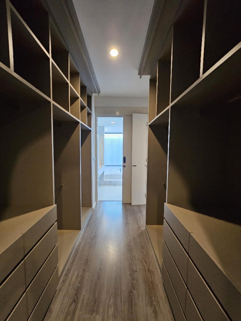 For SalePattanakan, Srinakarin : 🎉Selling a luxury 3-storey house, THE SONNE Srinakarin – Bangna project (The Sonne Srinakarin – Bangna), fully furnished, built-in, ready to move in, Soi Ton, no electric poles, south facing.