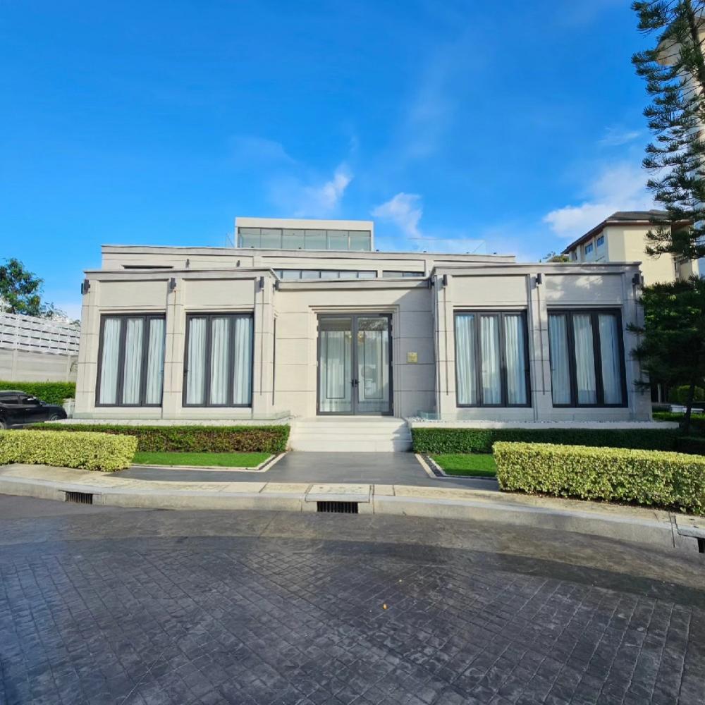 For SalePattanakan, Srinakarin : 🎉Selling a luxury 3-storey house, THE SONNE Srinakarin – Bangna project (The Sonne Srinakarin – Bangna), fully furnished, built-in, ready to move in, Soi Ton, no electric poles, south facing.