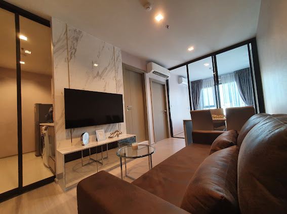 ให้เช่าคอนโดพระราม 9 เพชรบุรีตัดใหม่ RCA : for rent Life asoke rama 9 2 bed or 1 bed plus nice room❤️🌈