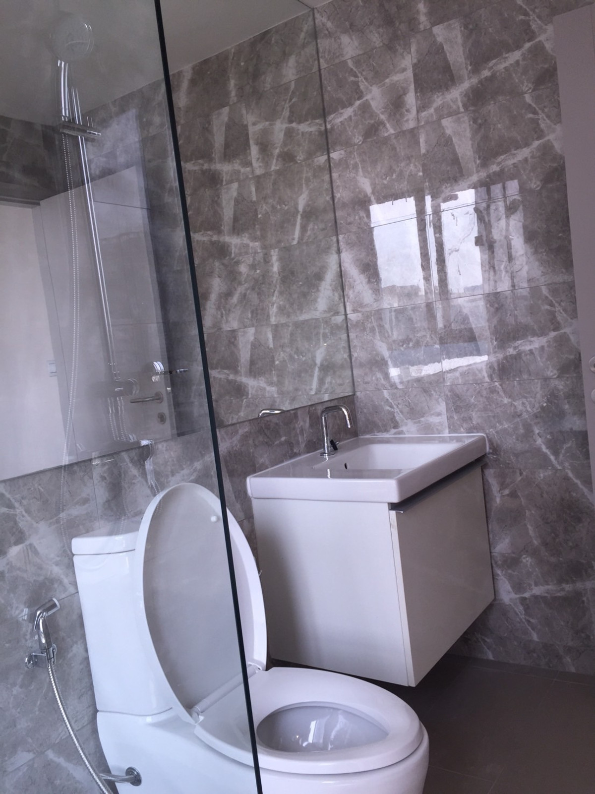 ให้เช่าคอนโดราชเทวี พญาไท : IDEO Q Siam - Ratchathewi 69 ตร.ม ชั้น 15 (Two bedroom)เดินไปพารากอน400เมตร BTSพญาไท  ★Private Lift ไอดีโอ คิว สยาม - ราชเทวี ไซต์ใหญ่ที่สุดในโครงการ เตียงเท่า