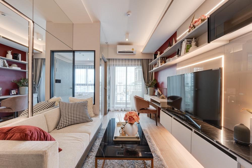 For SaleCondoRama9, Petchburi, RCA : 🔥🔥 𝙎𝙃𝙊𝘾𝙆 𝘿𝙀𝘼𝙇🔥🔥 𝑰𝑫𝑬𝑶 𝑹𝑨𝑴𝑨𝟗 𝑨𝑺𝑶𝑲𝑬 The most special price at the end of the year. Call 061-4500944