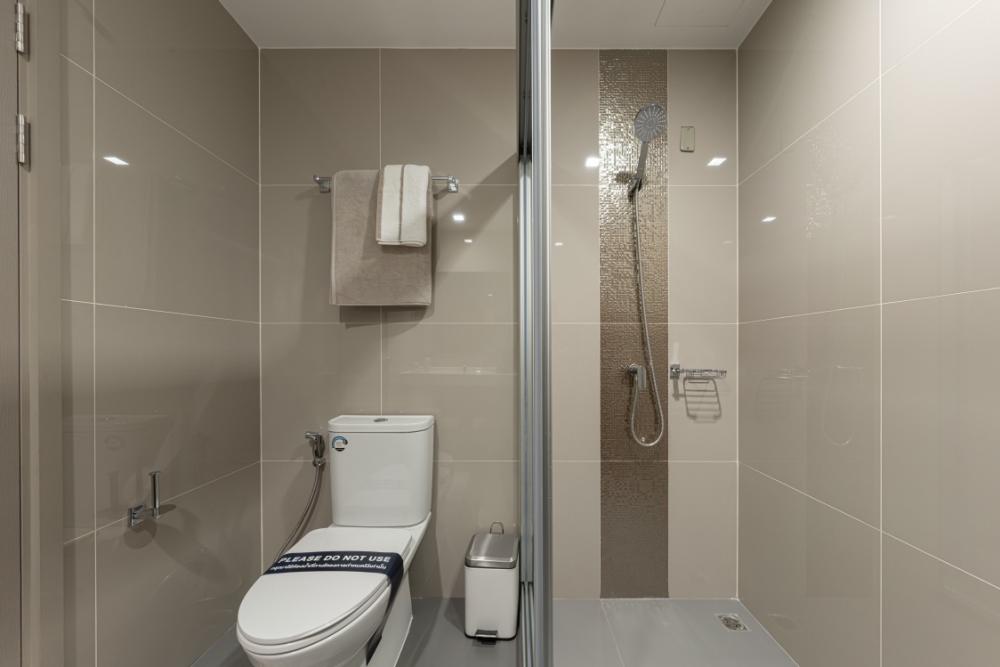 For SaleCondoRama9, Petchburi, RCA : 🔥🔥 𝙎𝙃𝙊𝘾𝙆 𝘿𝙀𝘼𝙇🔥🔥 𝑰𝑫𝑬𝑶 𝑹𝑨𝑴𝑨𝟗 𝑨𝑺𝑶𝑲𝑬 The most special price at the end of the year. Call 061-4500944