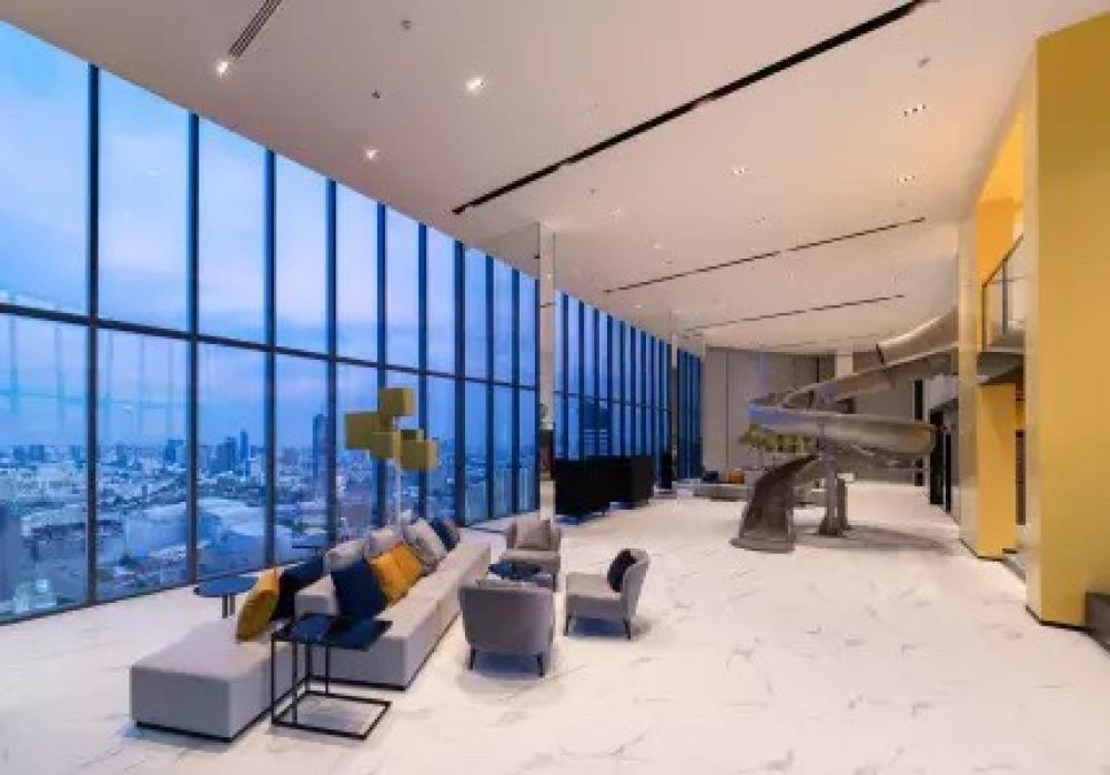 For SaleCondoRama9, Petchburi, RCA : 🔥🔥 𝙎𝙃𝙊𝘾𝙆 𝘿𝙀𝘼𝙇🔥🔥 𝑰𝑫𝑬𝑶 𝑹𝑨𝑴𝑨𝟗 𝑨𝑺𝑶𝑲𝑬 The most special price at the end of the year. Call 061-4500944