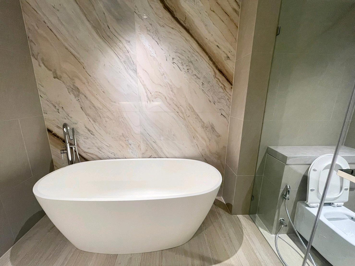 For RentCondoSilom, Saladaeng, Bangrak : 📌For RENT | The Lofts Silom - 2BR Duplex (107sqm), 85,000 THB