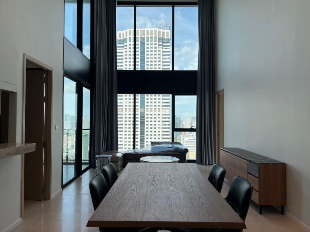 For RentCondoSilom, Saladaeng, Bangrak : 📌For RENT | The Lofts Silom - 3BR Duplex (117.5sqm), 95,000 THB