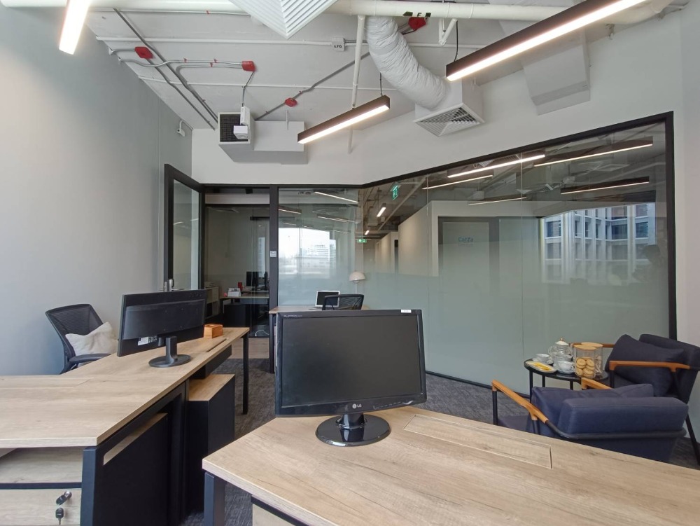 ให้เช่าสำนักงานสีลม ศาลาแดง บางรัก : เซอร์วิสออฟฟิศ พื้นที่สำนักงานให้เช่า Serviced Office สีลม ศาลาแดง ตกแต่งสวย พร้อมเข้าอยู่ อาคาร สีลม เอจ - Silom Edge Office Building 5 Workstations ราคาเช่า 49,540 บาท/เดือน ใกล้รถไฟฟ้า BTSศาลาแดง, MRTสีลม ย่านสีลม