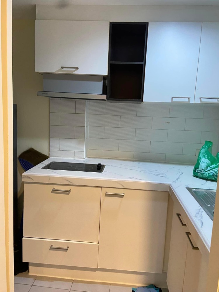 For RentCondoOnnut, Udomsuk : For rent Lumpini Ville Sukhumvit 77, 2 bedrooms, 2 bathrooms, 68 sq m, 18th floor, price 25,000 baht.