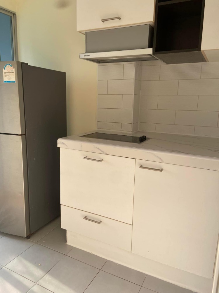 For RentCondoOnnut, Udomsuk : For rent Lumpini Ville Sukhumvit 77, 2 bedrooms, 2 bathrooms, 68 sq m, 18th floor, price 25,000 baht.