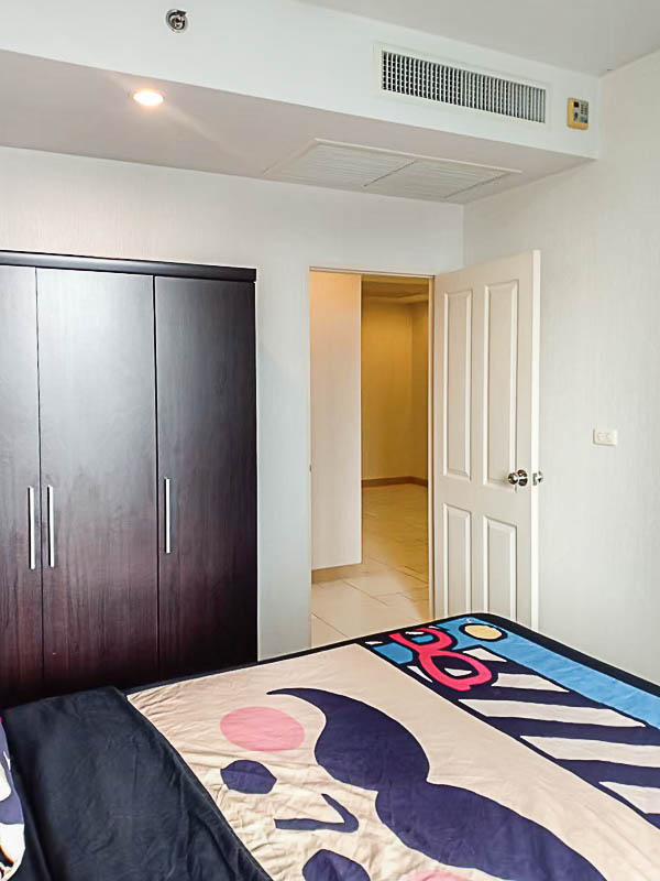 ขายคอนโดวงเวียนใหญ่ เจริญนคร : ขาย คอนโด Supalai River Place แบบ 1 ห้องนอน ขนาด 53 ตรม เฟอร์นิเจอร์ครบ ใกล้ BTS กรุงธนบุรี วงเวียนใหญ่ เจริญนคร สะพานตากสิน Icon Siam : EL23S-049