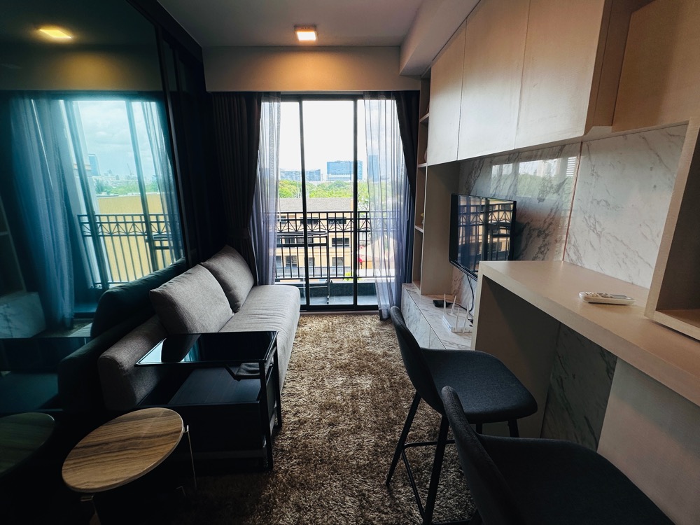 ขายคอนโดสุขุมวิท อโศก ทองหล่อ : !!! Urgent sale condo Venio sukhumvit 10 fully furnished with tenant long term rent