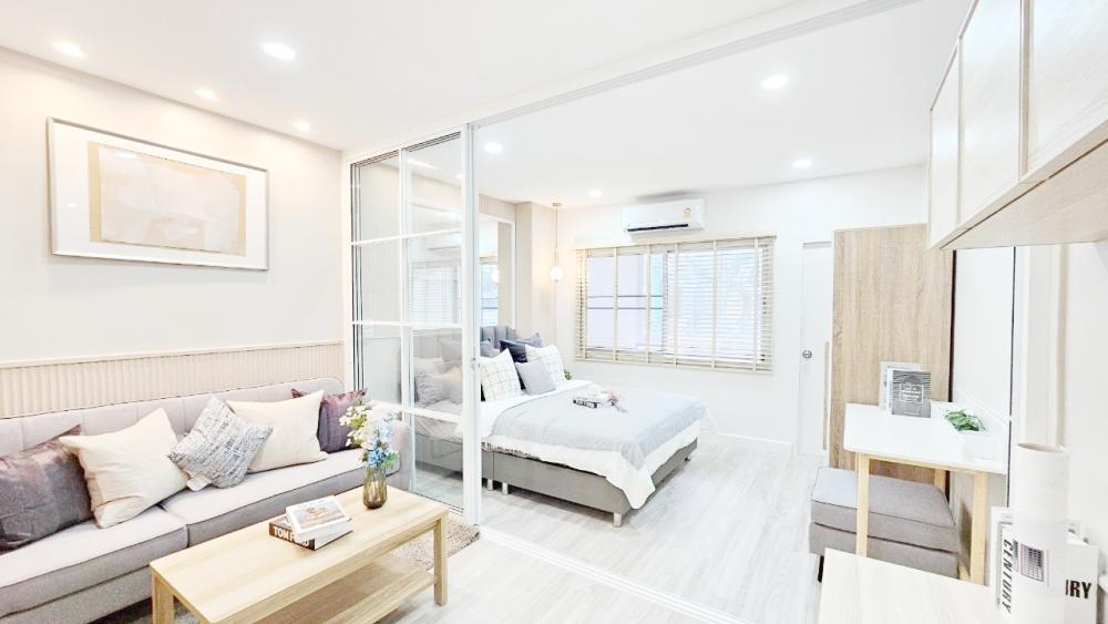 ขายคอนโดลาดพร้าว เซ็นทรัลลาดพร้าว : รัชดาเพลสทีจ คอนโดพร้อมอยู่ ราคาล้านต้นๆ มาแล้ว