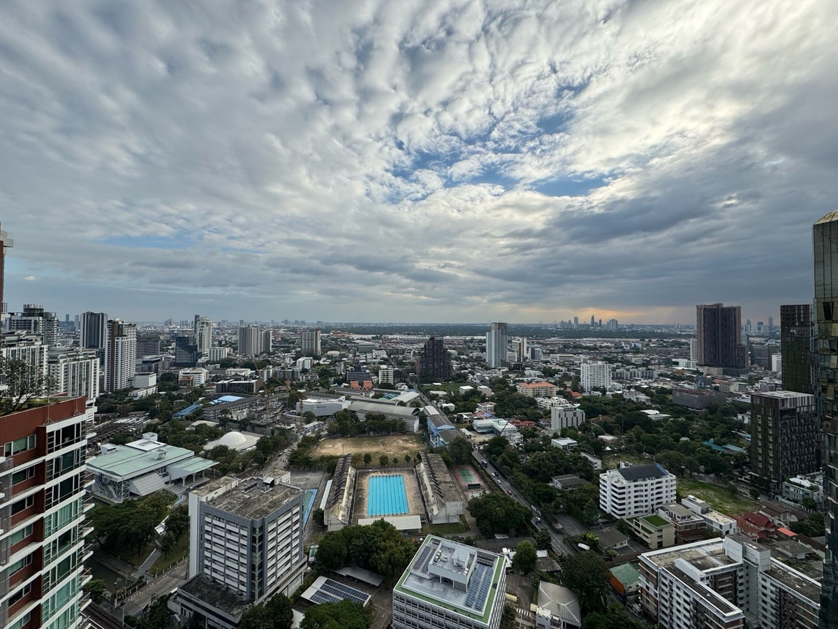 ให้เช่าคอนโดสุขุมวิท อโศก ทองหล่อ : FOR RENT!! Hyde Herritage Thonglor BIG 3Bedrooms High Floor+River view 🔥175,000Thb🔥 ☎️Call/Line: 094-162-4424