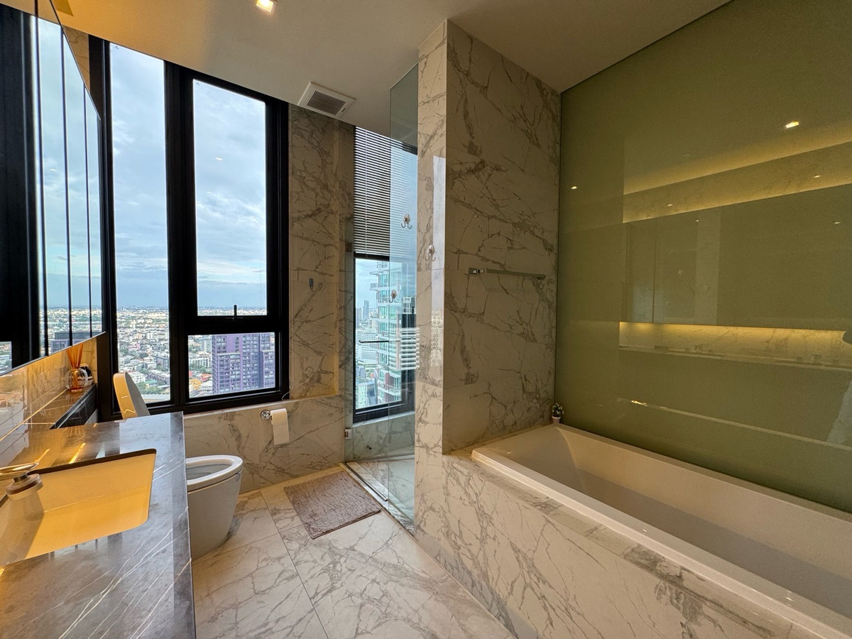 ให้เช่าคอนโดสุขุมวิท อโศก ทองหล่อ : FOR RENT!! Hyde Herritage Thonglor BIG 3Bedrooms High Floor+River view 🔥175,000Thb🔥 ☎️Call/Line: 094-162-4424