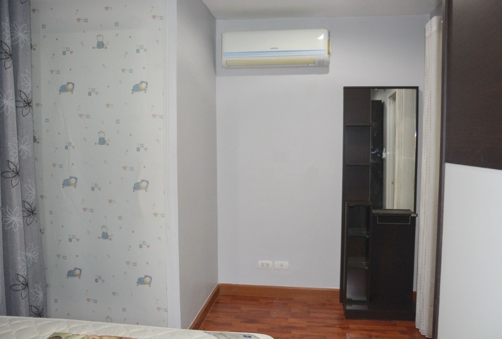 ขายคอนโดเสรีไทย-นิด้า : S-BHR136  ขายคอนโด แบงค์คอก ฮอไรซอน รามคำแหง, ชั้น 19 แต่งครบ 30 ตรม. 1.7 ล้าน 064-959-8900