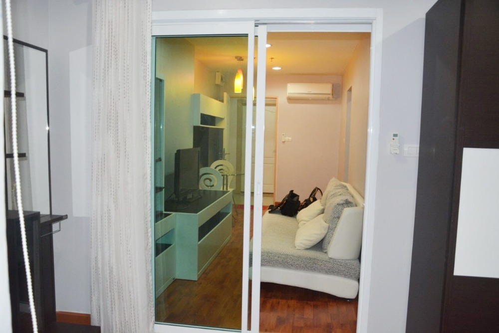 ขายคอนโดเสรีไทย-นิด้า : S-BHR136  ขายคอนโด แบงค์คอก ฮอไรซอน รามคำแหง, ชั้น 19 แต่งครบ 30 ตรม. 1.7 ล้าน 064-959-8900