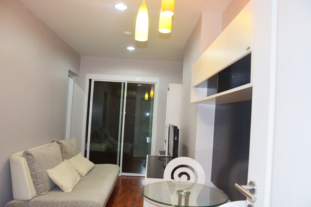 ขายคอนโดเสรีไทย-นิด้า : S-BHR136  ขายคอนโด แบงค์คอก ฮอไรซอน รามคำแหง, ชั้น 19 แต่งครบ 30 ตรม. 1.7 ล้าน 064-959-8900