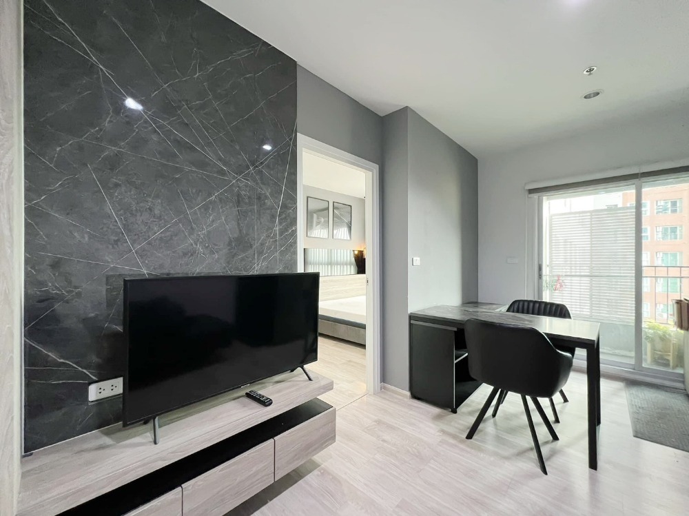 ขายคอนโดพระราม 9 เพชรบุรีตัดใหม่ RCA : S-PAR144 พลัม รามคำแหงสเตชั่น 27 ตรม. ชั้น 17 แต่งครบ 2.57 ล้าน 064-959-8900