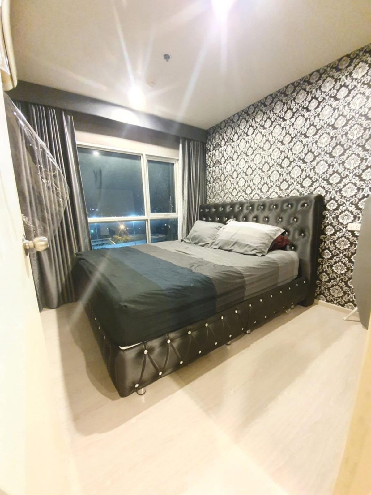 ให้เช่าคอนโดท่าพระ ตลาดพลู วุฒากาศ : ★ Aspire Sathorm-Taksin★ 25 ตรม.,ชั้น 2 (1 ห้องนอน), ★ใกล้ BTS วุฒากาศ ★ใกล้ เดอะมอลล์ ท่าพระ, ไทยช่วยไทยพลาซ่า, บิ๊กซี กัลปพฤกษ์★ สิ่งอำนวยความสะดวกมากมาย★ เครื่องใช้ไฟฟ้าครบครัน★