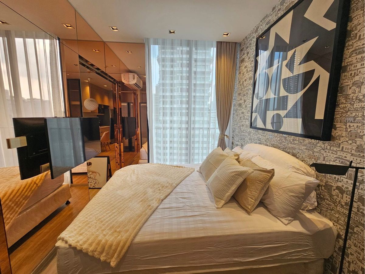 For RentCondoSukhumvit, Asoke, Thonglor : Noble state 39 ★30 sq.m., 19th floor (One bedroom), full electrical appliances,BTSPhrom Phong and the Emporium/EmQuartier shopping malls.