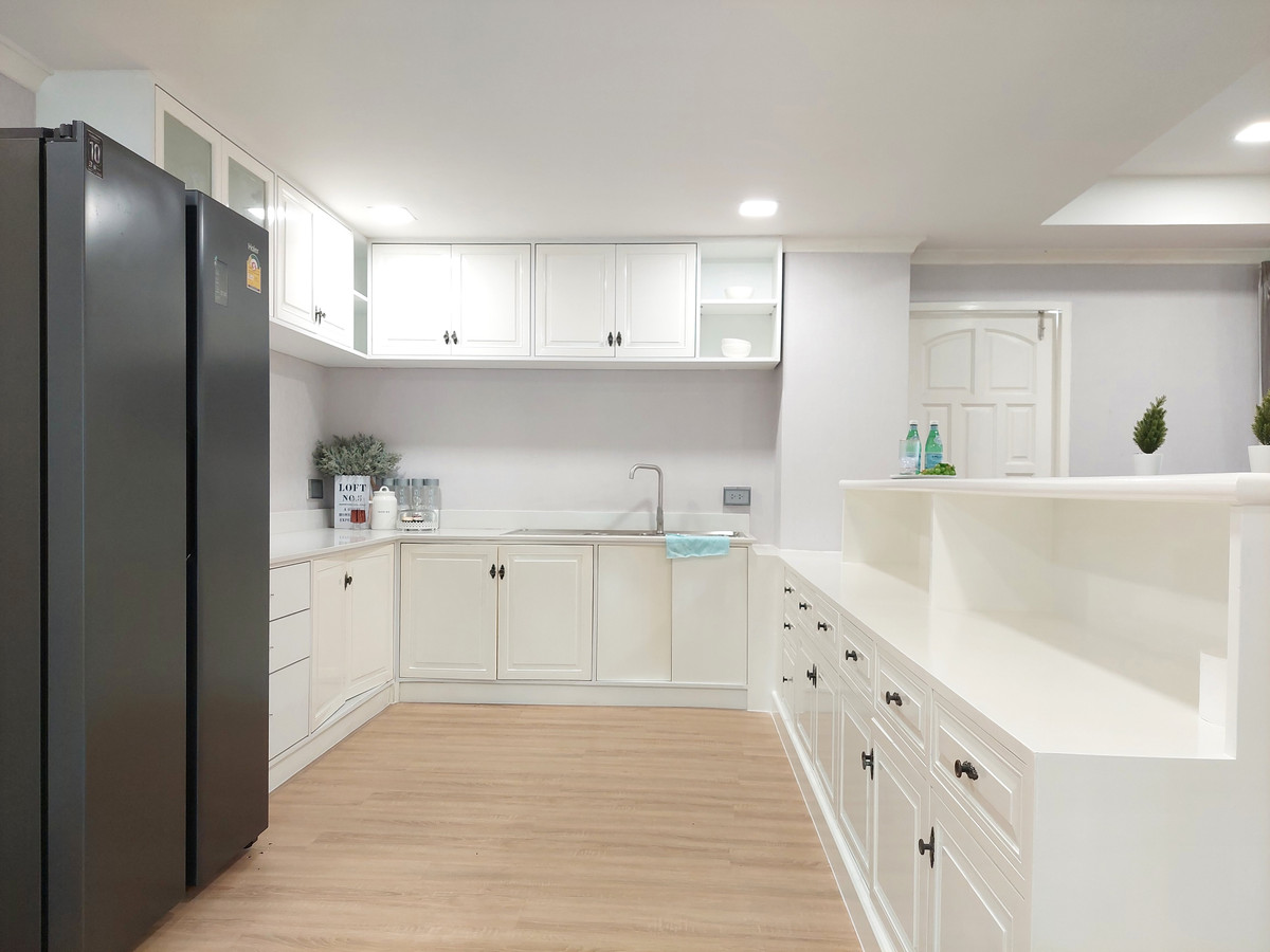 For SaleHouseSamut Prakan,Samrong : House for Sale with Tenant: Ladawan Srinagarindra, 138 Sq.Wah, Special Price!!