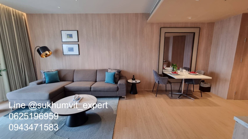 For RentCondoSukhumvit, Asoke, Thonglor : BTS Thonglor, luxury serviced apartment for rent, 1 bedroom, 1 bathroom, area 65 sq m., modern style.