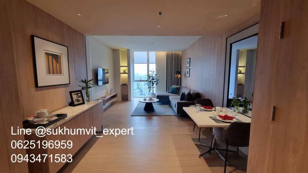 For RentCondoSukhumvit, Asoke, Thonglor : BTS Thonglor, luxury serviced apartment for rent, 1 bedroom, 1 bathroom, area 65 sq m., modern style.