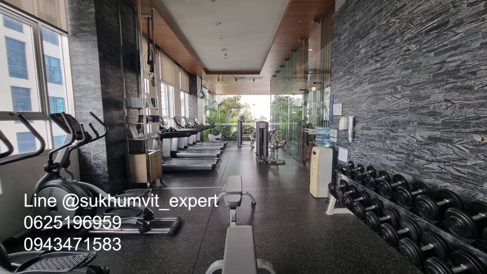 For RentCondoSukhumvit, Asoke, Thonglor : BTS Thonglor, luxury serviced apartment for rent, 1 bedroom, 1 bathroom, area 65 sq m., modern style.