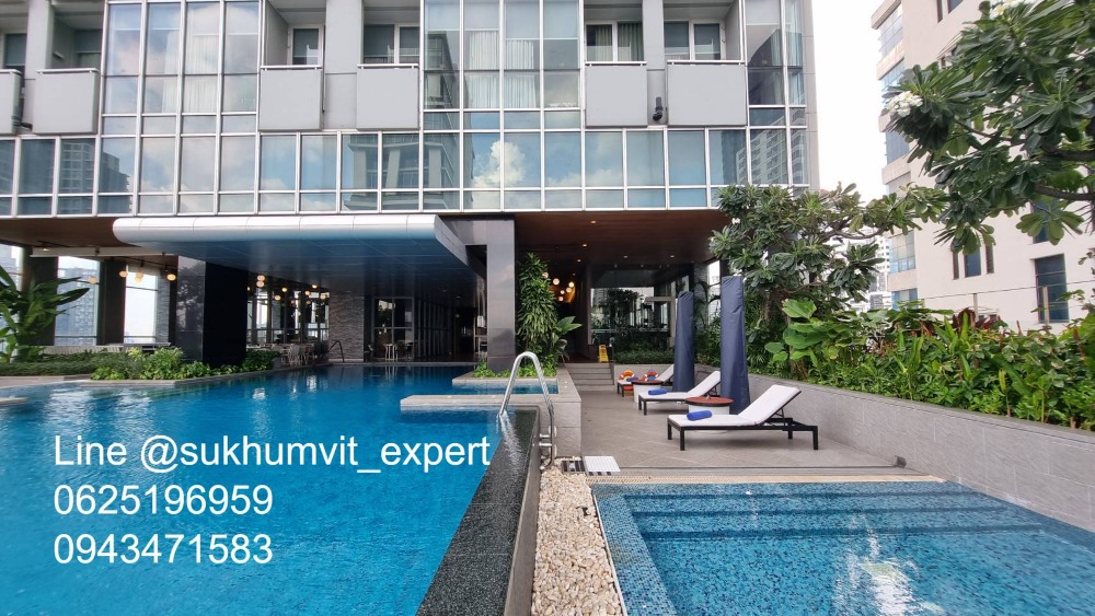 For RentCondoSukhumvit, Asoke, Thonglor : BTS Thonglor, luxury serviced apartment for rent, 1 bedroom, 1 bathroom, area 65 sq m., modern style.