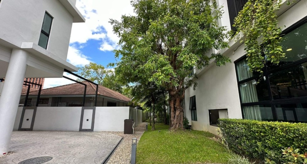 ขายกิจการโรงแรม & กิจการอพาร์ตเมนต์เชียงใหม่ : ขายด่วน The 9 Thasala กับ Rim Tara boutique resort อ. เมือง เชียงใหม่