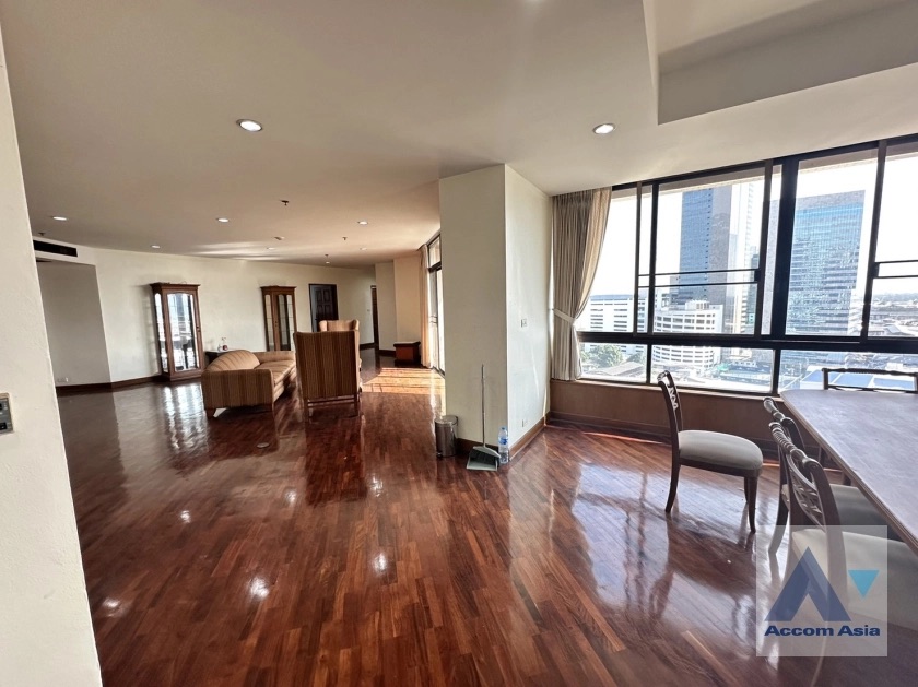 ให้เช่าคอนโดสุขุมวิท อโศก ทองหล่อ : 🔼🔽 AccomA Pet friendly 3 Beds Condominium for Rent in Sukhumvit, BTS Phrom Phong at Ruamsuk