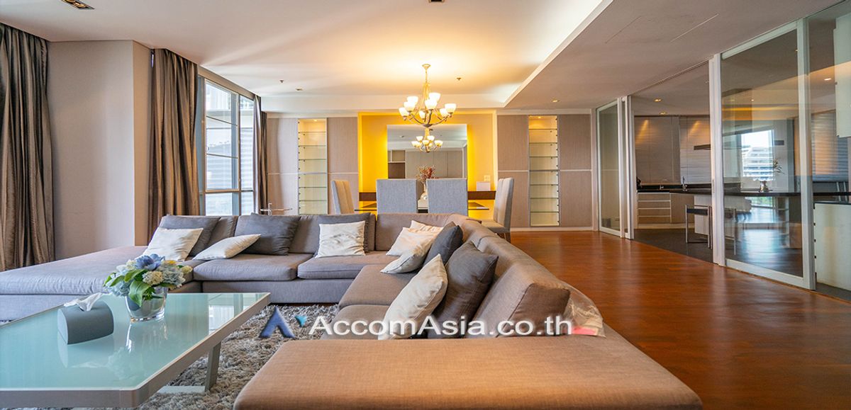 ให้เช่าคอนโดสุขุมวิท อโศก ทองหล่อ : 🔼 AccomA🔽 3 Bedrooms Condominium for Rent in Sukhumvit, Bangkok near BTS Asok - MRT Sukhumvit at Domus 16 (310242)