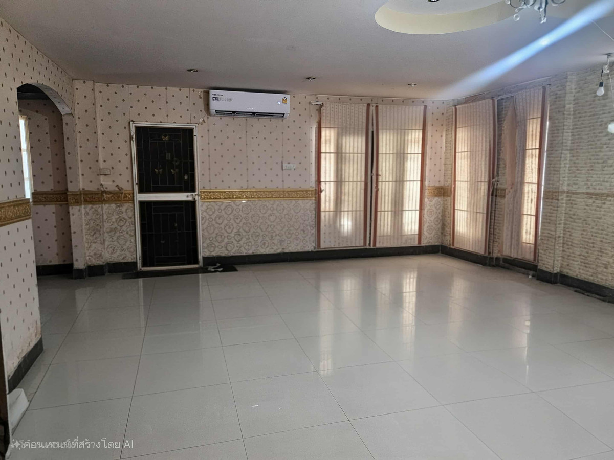 House for sale and rent in the Pruksa 12 project, very large house, best location in the village. Very nice place to live. House for sale and rent in the Pruksa 12 project. Very large house, best location in the village. Very nice to live in. Loading...