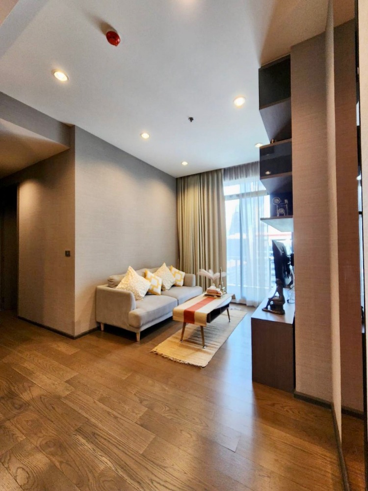 ขายคอนโดสาทร นราธิวาส : ( UL2309164 ) Tel/Line 096-2479369 , สำหรับขาย เดอะ ดิโพลแมท สาทร , 2 ห้องนอน, 2 ห้องน้ำ 69.35 ตร.ม., ห้องสวย, วิวไม่บล๊อค ราคาพิเศษ!!