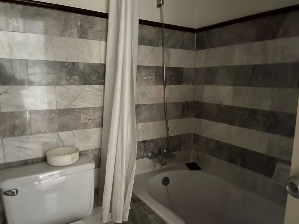 For SaleCondoSilom, Saladaeng, Bangrak : Sale Silom Suite Condo (Sathorn 12)