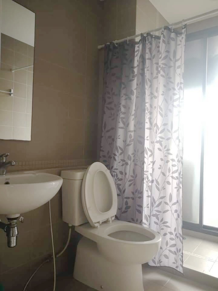 ขายคอนโดรามคำแหง หัวหมาก : S-FMR161  ขายคอนโด ฟิวส์โมเบียส รามคำแหง, 30 ตรม. ชั้น 2 แต่งครบ 2.4 ล้าน 064-959-8900