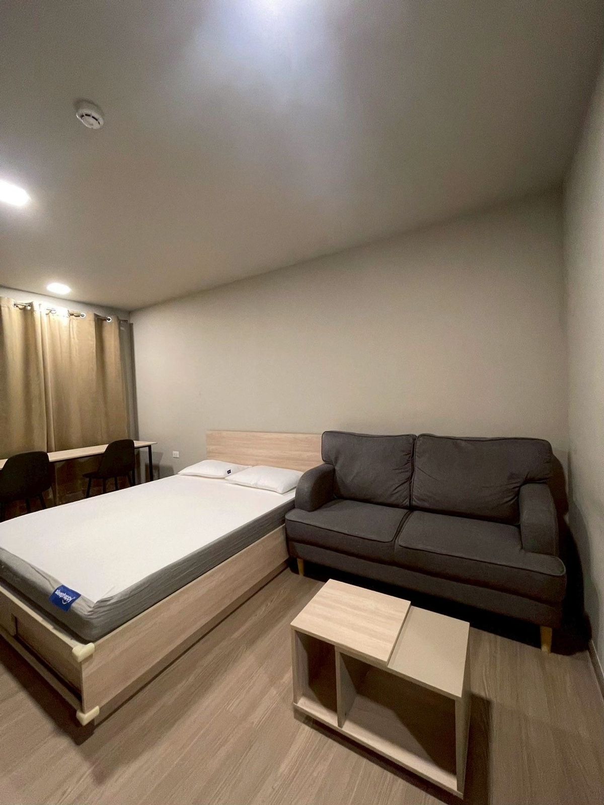 ให้เช่าคอนโดปิ่นเกล้า จรัญสนิทวงศ์ : 🏠คอนโด Low rise🏠🚌มีรถรับส่งศิริราช🚌  ให้เช่า ดีคอนโด พนา🔥
