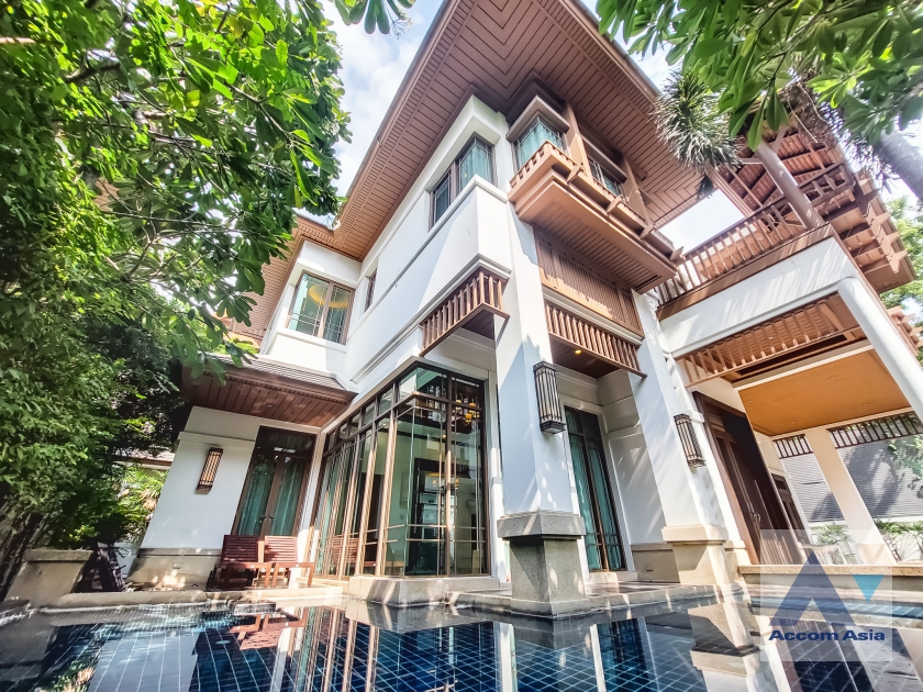 For RentHouseSathorn, Narathiwat : 🔼🔽 AccomA  Pet-friendly | 4 Beds House for Rent in Sathorn BRT Thanon Chan - BTS Saint Louis at Exclusive Resort Style Home (AA29486)