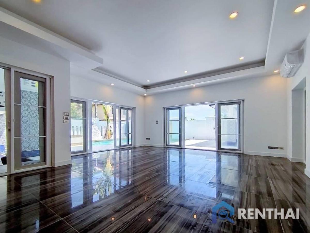 For SaleHousePattaya, Bangsaen, Chonburi : For sale house 4 bedrooms at Na Jomtien