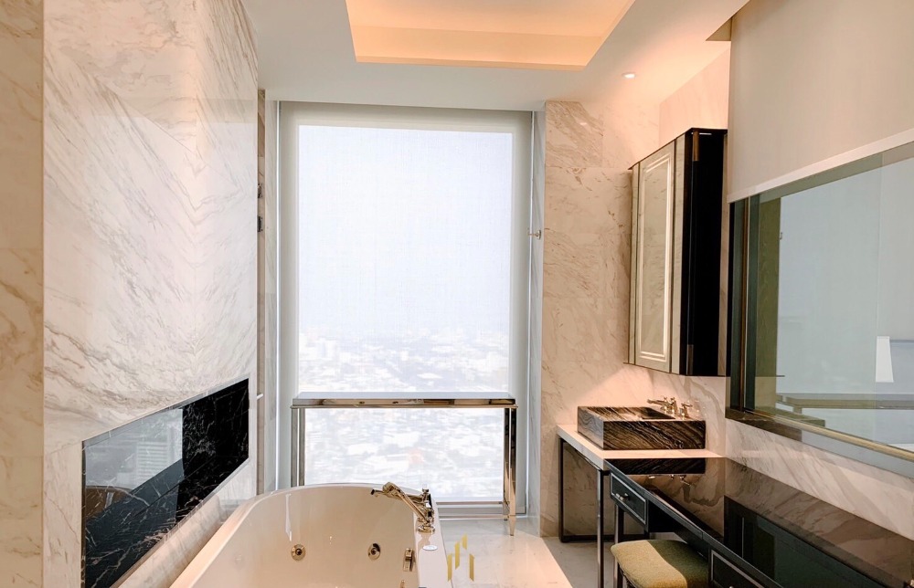 For RentCondoWongwianyai, Charoennakor : Mandarin Oriental residence for rent