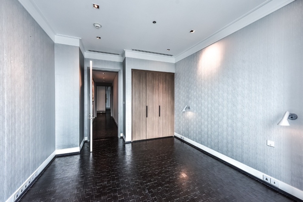 ให้เช่าคอนโดสาทร นราธิวาส : The Ritz - Carlton Residences for rent