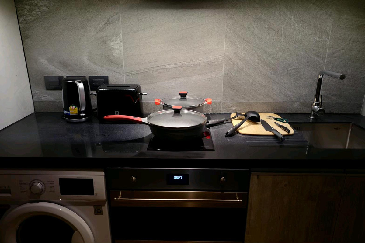 For RentCondoSukhumvit, Asoke, Thonglor : 📌For RENT | The Lofts Asoke - 1BR (35sqm) 28,000 THB