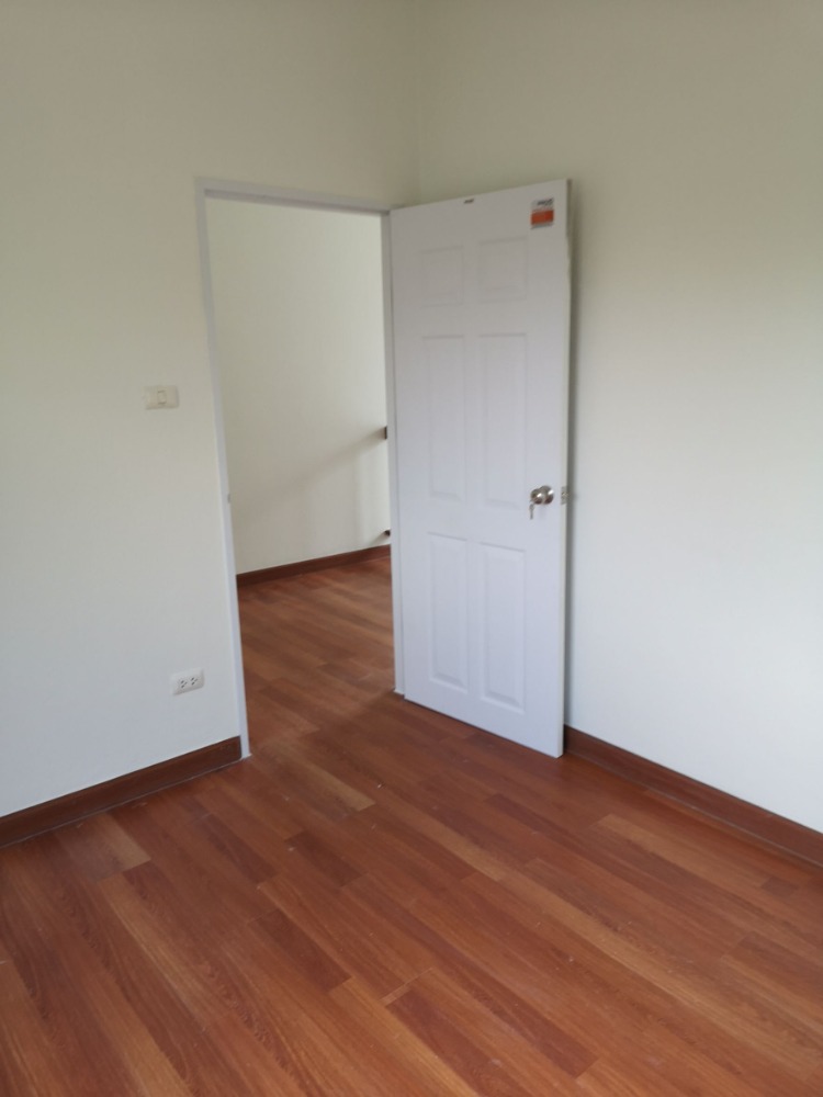 For SaleHouseNonthaburi, Bang Yai, Bangbuathong : Single house for sale Fully furnished, near the market, near Central Westgate, near the BTS, near the motorway.