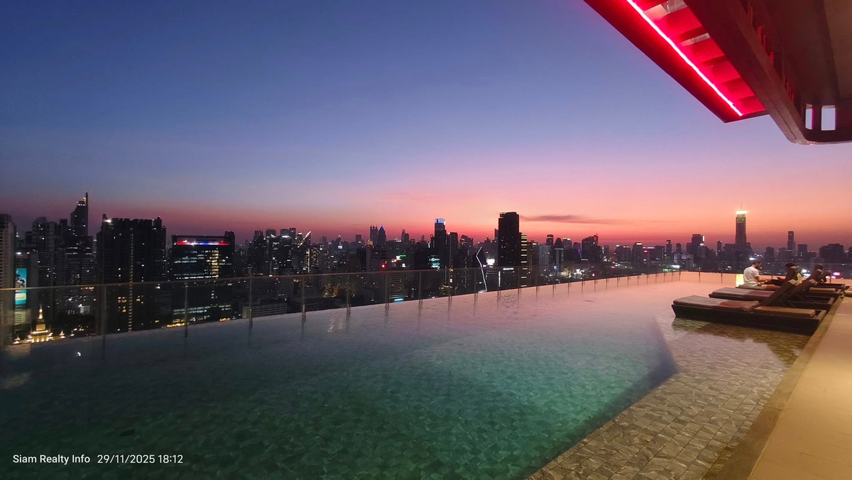 For RentCondoRama9, Petchburi, RCA : (Short term) LIFE ASOKE HYPE 2 Bedroom(6 FT Bed, Sofa Bed)🌸near MRT Rama9 for Rent Condo RAMA 9