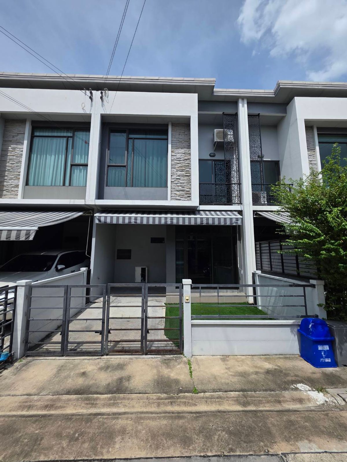 For RentTownhomeNonthaburi, Bang Yai, Bangbuathong : Townhome for rent, Pleno Bang Yai, near Central Westgate, only 10 minutes.