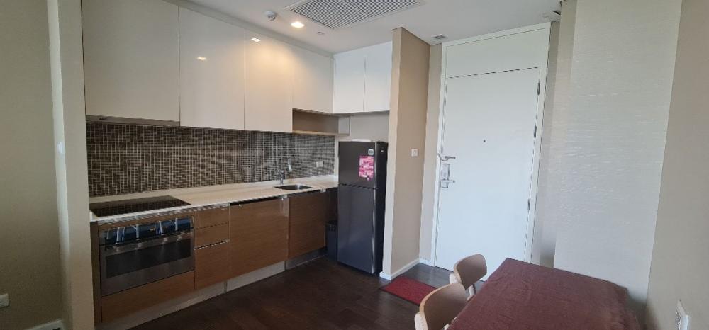 ขายคอนโดลาดพร้าว เซ็นทรัลลาดพร้าว : ขาย The Saint Residence 2 ห้องนอน